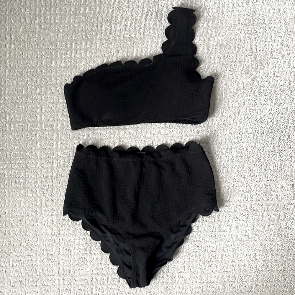 Scallop bikini